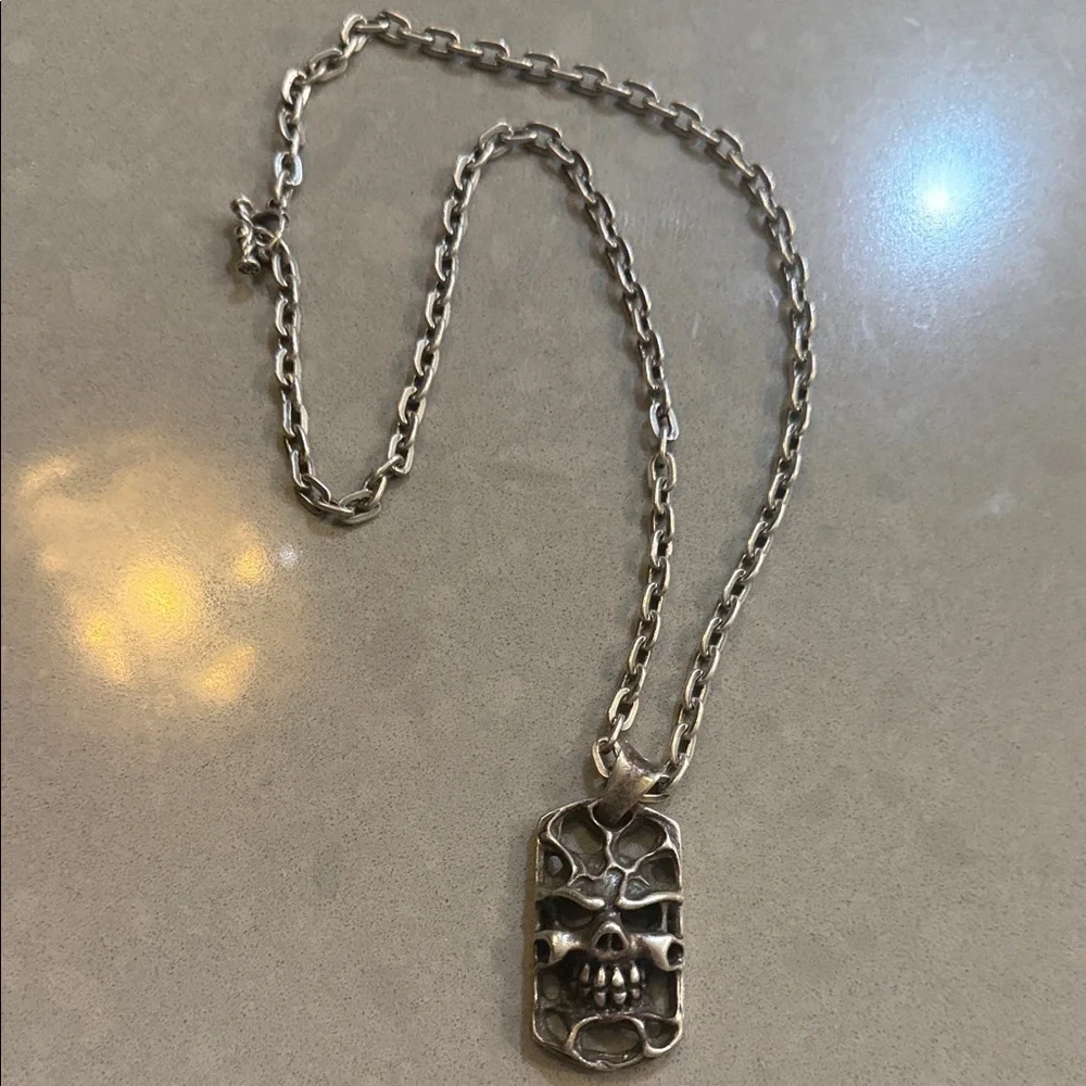 Travis Walker custom silver skull dog tag 24" necklace - Picture 1 of 7